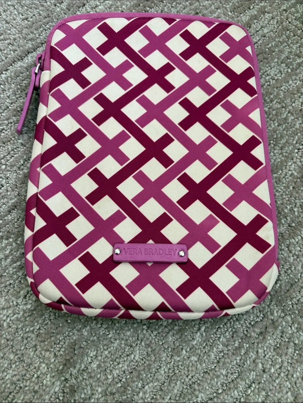 Vera Bradley Fuchsia & Magenta Lattice Tablet Sleeve